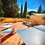 2 Bed Elviria - 65sqm Terrace - Pools - Walk To *